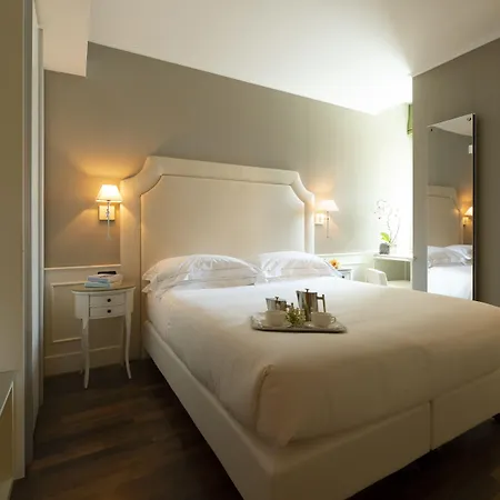 Ξενοδοχείο Fenice 3*