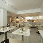 フェニーチェ ホテル