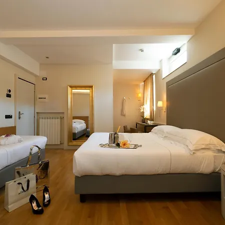 Fenice Milan