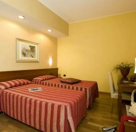 Fenice Hotel Milan