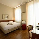 Ξενοδοχείο Fenice 3*