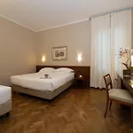 Fenice Ξενοδοχείο