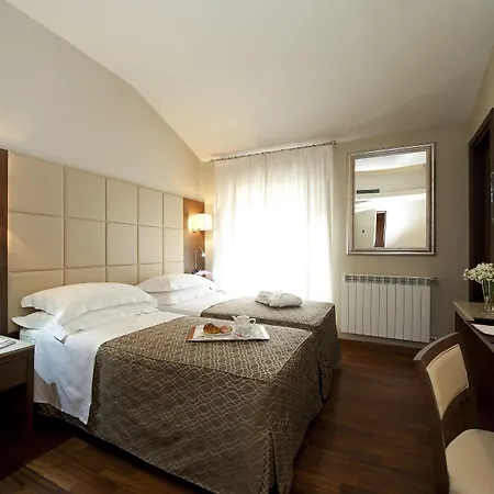 Fenice 3* Milán