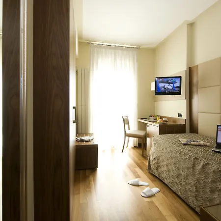 Fenice Hotel 3*